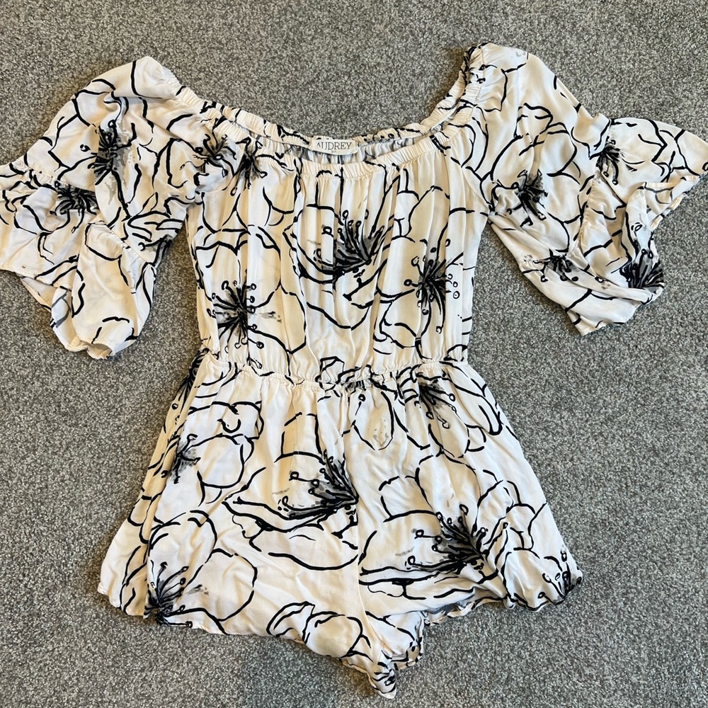 Fun Romper For Summer! - image 2